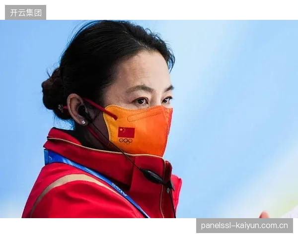 北京超高清协同中心利用冬奥技术遗产，为中超提供8K转播服务，但商业化落地仍面临挑战