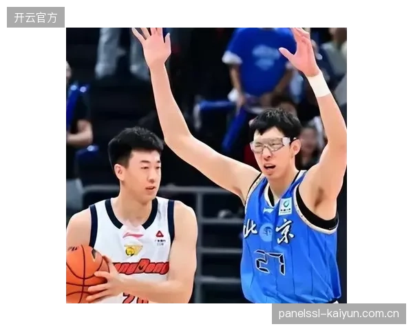 北京队依靠周琦内线优势，决胜场击败广东队晋级四强。